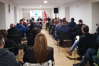 Suverenističke snage hitno da kreiraju zajedničku platformu Suverenističke snage hitno da kreiraju zajedničku platformu