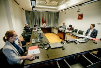 Žele da se elektronski evidentira prijem i otpremanje robe u Luci Bar Žele da se elektronski evidentira prijem i otpremanje robe u Luci Bar