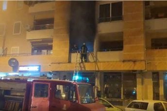 Budva: Požar u stambenoj zgradi, u toku evakuacija stanara Budva: Požar u stambenoj zgradi, u toku evakuacija stanara