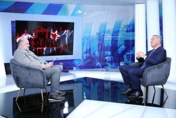 Đukanović: Vlast pokušala da građansku državu prevede u srpsku, a sekularnu u teokratsku Đukanović: Vlast pokušala da građansku državu prevede u srpsku, a sekularnu u teokratsku