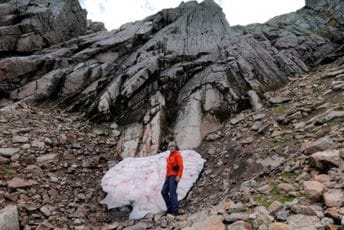 Otopio se najdugotrajniji komadić snijega u Velikoj Britaniji Otopio se najdugotrajniji komadić snijega u Velikoj Britaniji