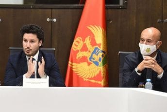 Nesuglasice sa Abazovićem otjerale savjetnika za bezbjednost Nesuglasice sa Abazovićem otjerale savjetnika za bezbjednost