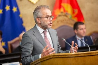 Rojten: Odabir teme ukazuje na odlučnost Skupštine da bude transparentna Rojten: Odabir teme ukazuje na odlučnost Skupštine da bude transparentna