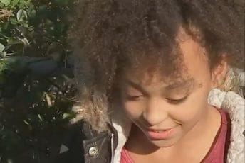 Otključala očev telefon funkcijom prepoznavanja lica i pozvala 911 dok je ugljen monoksid punio kuću Otključala očev telefon funkcijom prepoznavanja lica i pozvala 911 dok je ugljen monoksid punio kuću