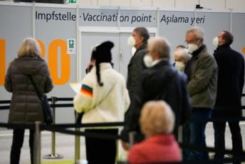 Vanredno u Njemačkoj: "Moramo da uvedemo 3G" Vanredno u Njemačkoj: "Moramo da uvedemo 3G"