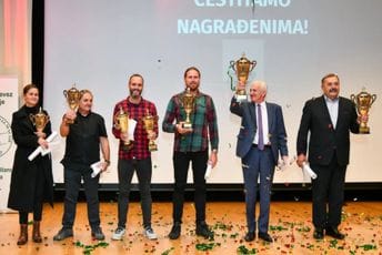 CDPR: Još od davnina je poznato - vino je život čovjeka, ako ga pije umjereno CDPR: Još od davnina je poznato - vino je život čovjeka, ako ga pije umjereno