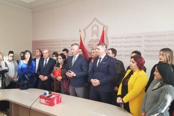 Socijaldemokrate i Liberalna partija predale listu na Cetinju - Vazda dosljedni Cetinju Socijaldemokrate i Liberalna partija predale listu na Cetinju - Vazda dosljedni Cetinju