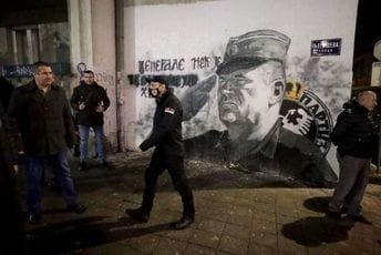 Na Dan borbe protiv fašizma: Vulin ispred Mladićevog murala ostavio cvijet