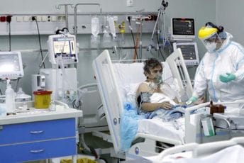 Mrtvačnice pune, preminuli u kesama ostavljeni po hodnicima Mrtvačnice pune, preminuli u kesama ostavljeni po hodnicima