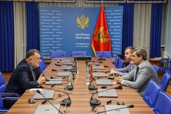 Ibrahimović-Gandel: Dijalog jedini put ka rješavanju aktuelne situacije Ibrahimović-Gandel: Dijalog jedini put ka rješavanju aktuelne situacije