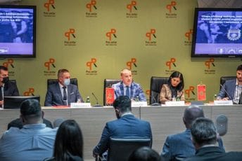 Uspješne borbe protiv organizovanog kriminala nema bez saradnje bezbjednosnih struktura, NVO sektora i medija Uspješne borbe protiv organizovanog kriminala nema bez saradnje bezbjednosnih struktura, NVO sektora i medija