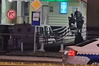 Kraj drame u Doboju: Muškarac s bombom stavljen pod kontrolu Kraj drame u Doboju: Muškarac s bombom stavljen pod kontrolu