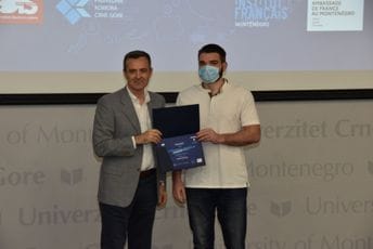 Svečano uručene nagrade studentima Univerziteta Crne Gore za najbolje startap ideje Svečano uručene nagrade studentima Univerziteta Crne Gore za najbolje startap ideje