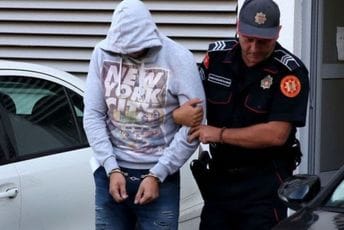 Milutinović i ostali pred sudom 10.decembra Privođenje osumnjičenog za šverc cigareta