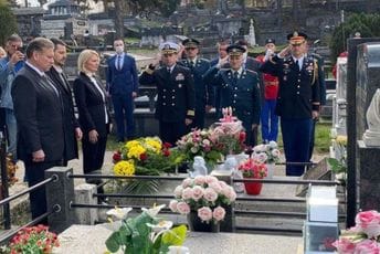 Eskobar u Nikšiću odao počast crnogorskim herojima iz Prvog svjetskog rata Eskobar u Nikšiću odao počast crnogorskim herojima iz Prvog svjetskog rata