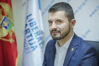 Borančić: Vlada nas ponižava, Bar posljednja rupa na svirali kapitalnog budžeta vlasti Borančić: Vlada nas ponižava, Bar posljednja rupa na svirali kapitalnog budžeta vlasti