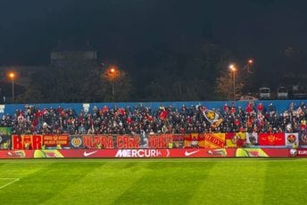 Navijači odgovorili: Ne śekira nas što se uzrujao Raonić, na tribini đe smo mi neće stajati neko ko nas naziva fašistima Navijači odgovorili: Ne śekira nas što se uzrujao Raonić, na tribini đe smo mi neće stajati neko ko nas naziva fašistima