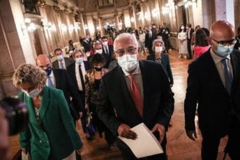 Poruke van radnog vremena nezakonite, za rad od kuće plaćanje struje i interneta Poruke van radnog vremena nezakonite, za rad od kuće plaćanje struje i interneta