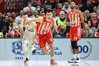 Zvezda nanijela prvi poraz Partizanu Zvezda nanijela prvi poraz Partizanu