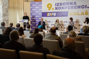 DPS Kolašin: Novi Opštinski odbor i nova energija sa ciljem da Kolašin ostane crnogorski i antifašistički DPS Kolašin: Novi Opštinski odbor i nova energija sa ciljem da Kolašin ostane crnogorski i antifašistički