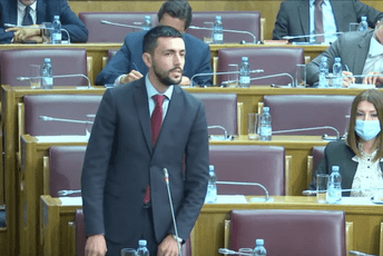 Živković: Inicijativa za smjenu Vlade imaće neophodnu podršku Živković: Inicijativa za smjenu Vlade imaće neophodnu podršku