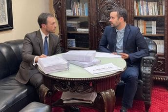 Milačić nakon sastanka sa Spajićem: Motivisanje mladih da ostanu u Crnoj Gori imperativ nove vlasti Milačić nakon sastanka sa Spajićem: Motivisanje mladih da ostanu u Crnoj Gori imperativ nove vlasti