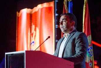 Đurašković ponudio saradnju Staroj gardi LSCG, oni će se izjasniti narednih dana Đurašković ponudio saradnju Staroj gardi LSCG, oni će se izjasniti narednih dana