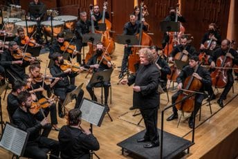 Za energiju koju dobijaju od publike uzvraćaju dvostruko Za energiju koju dobijaju od publike uzvraćaju dvostruko