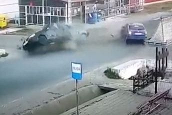 Stravična nesreća u Rumuniji: Nije vidjela znak stop (VIDEO) Stravična nesreća u Rumuniji: Nije vidjela znak stop (VIDEO)