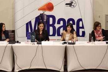 Potrebni napori svih da se unaprijedi saradnja Vlade i NVO Potrebni napori svih da se unaprijedi saradnja Vlade i NVO