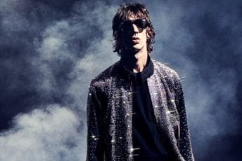 Ričard Eškroft obradio pjesme sa “Urban Hymns”, na jednoj gostuje i Lijam Galager Ričard Eškroft obradio pjesme sa “Urban Hymns”, na jednoj gostuje i Lijam Galager