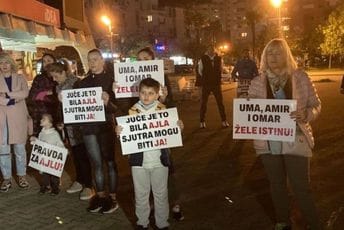 Novi protest zbog smrti porodilje: "Juče je to bila Ajla, sjutra mogu biti ja" Novi protest zbog smrti porodilje: "Juče je to bila Ajla, sjutra mogu biti ja"