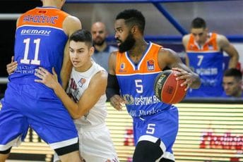 Neobičan slučaj košarkaša Mornara: "Čovjek je nestao, ne znamo gdje je, organizovali smo potragu" Neobičan slučaj košarkaša Mornara: "Čovjek je nestao, ne znamo gdje je, organizovali smo potragu"