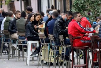 Kovid potvrde nedovoljne u borbi protiv pandemije Kovid potvrde nedovoljne u borbi protiv pandemije