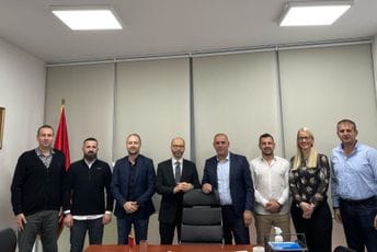 Dogovorena organizacija diplomatskog dana na snijegu tokom predstojeće zimske turističke sezone Dogovorena organizacija diplomatskog dana na snijegu tokom predstojeće zimske turističke sezone