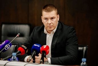 Adžić: Nakon usvajanja zakona prvo ispitati porijeklo imovine funkcionera URE Adžić: Nakon usvajanja zakona prvo ispitati porijeklo imovine funkcionera URE