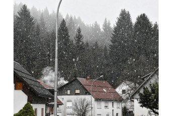 U Hrvatskoj pao prvi snijeg (VIDEO) Tršće