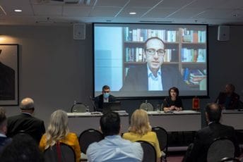 Retrogradni kursevi ponovo prijete da uguše slobodnu misao Retrogradni kursevi ponovo prijete da uguše slobodnu misao