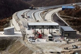 Od elektro-mašinskih i instalacija za upravljanje zavisi otvaranje auto-puta Od elektro-mašinskih i instalacija za upravljanje zavisi otvaranje auto-puta