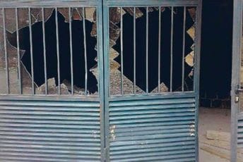 Huligani demolirali mašinsku kuću, šteta veća od 20.000 eura Huligani demolirali mašinsku kuću, šteta veća od 20.000 eura