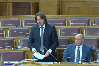 Sekulović: U manastiru nije bilo naoružanih lica ali ih je sa obije strane bilo na Cetinju, spremala se muka Sekulović: U manastiru nije bilo naoružanih lica ali ih je sa obije strane bilo na Cetinju, spremala se muka