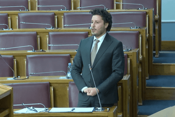 Abazović: Ova Vlada je završila svoju misiju, prvo ćemo razgovarati sa DF-om Abazović: Ova Vlada je završila svoju misiju, prvo ćemo razgovarati sa DF-om