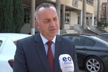 Gradonačelnik Dečana: Što prije otkriti počinioca zločinačkog napada u Glođanu Gradonačelnik Dečana: Što prije otkriti počinioca zločinačkog napada u Glođanu