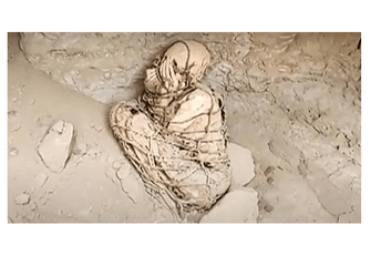 U Peruu nađena mumija starija od Inka, cijela zavezana užadima U Peruu nađena mumija starija od Inka, cijela zavezana užadima