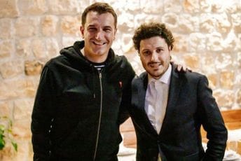 Veliaj i Abazović čestitali Dan albanske zastave Veliaj i Abazović čestitali Dan albanske zastave