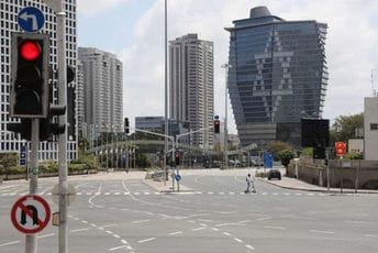 Prva zemlja koja zatvara granice zbog novog soja koronavirusa Prva zemlja koja zatvara granice zbog novog soja koronavirusa