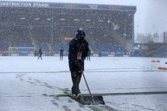 Zbog snijega otkazan meč Premijer lige Zbog snijega otkazan meč Premijer lige