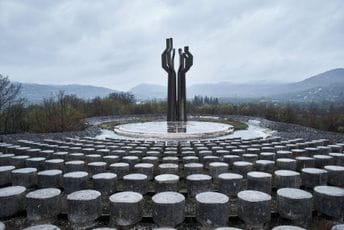 “Svetlana Kana Radević: Poslijeratna arhitektura između centra i periferije” stiže i u Glavni grad “Svetlana Kana Radević: Poslijeratna arhitektura između centra i periferije” stiže i u Glavni grad