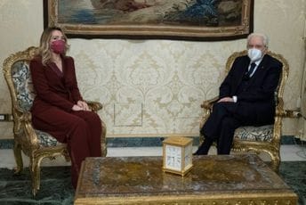 Ambasadorka Crne Gore Milena Šofranac-Ljubojević predala akreditivna pisma predsjedniku Italije Serđu Matareli Ambasadorka Crne Gore Milena Šofranac-Ljubojević predala akreditivna pisma predsjedniku Italije Serđu Matareli