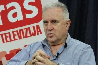 "Cilj je ubiti 10 miliona": Srpski ministar opet širi teorije zavjere o koronavirusu "Cilj je ubiti 10 miliona": Srpski ministar opet širi teorije zavjere o koronavirusu